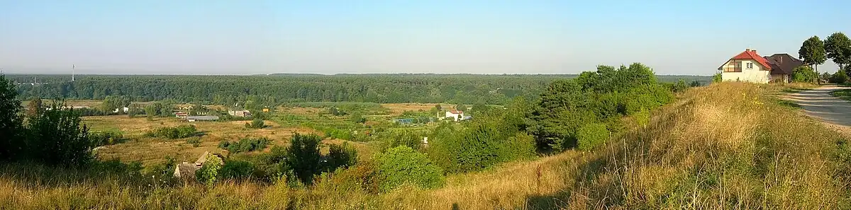 Widok doliny Brdy ze zbocza na osiedlu Piaski