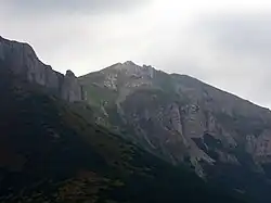 Bujaczy Wierch widziany znad Stręgacznika