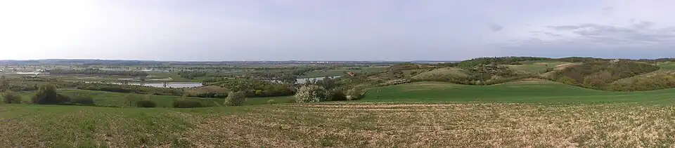 Panorama Doliny ze Wzgórz Krzymowskich w okolicach Zatoni Dolnej