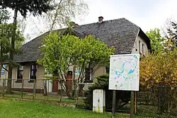 Budynek schroniska młodzieżowego