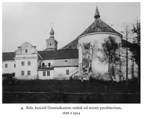 Widok od strony prezbiterium