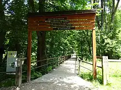 Początek drogi w Czerwonym Klasztorze