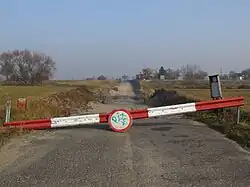 Brak ciągłości drogi przez Odrę - widok od strony Przewozu