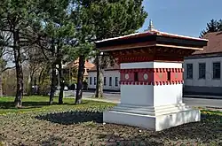 Czorten na terenie parku (2014)