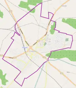 Mapa konturowa Działdowa, po prawej znajduje się punkt z opisem „Parafia św. Katarzyny Aleksandryjskiej w Działdowie”