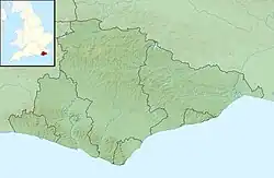 Mapa konturowa East Sussex, blisko dolnej krawiędzi nieco na lewo znajduje się punkt z opisem „Seven Sisters”
