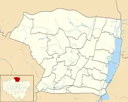 Mapa konturowa gminy Enfield, blisko centrum po lewej na dole znajduje się punkt z opisem „Southgate”