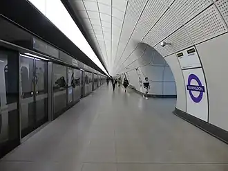 Peron linii Elizabeth Line