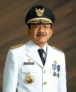 style="background:#F9F9F9;"