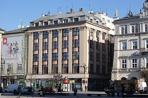 Widok od strony Rynku Głównego, przed remontem – 2011