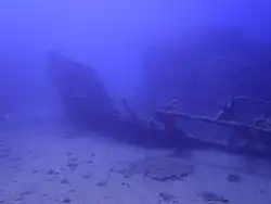 fragment wraku niszczyciela Dague w pobliżu portu w Barze