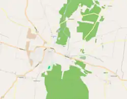 Mapa konturowa Góry, w centrum znajduje się punkt z opisem „Parafia św. Katarzyny Aleksandryjskiej”
