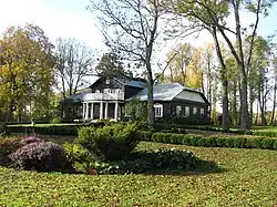 Dwór Rosenów w  Gaczanach