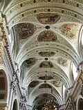 Sklepienia z freskami