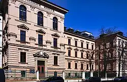 ul. Grzegórzecka 16Gmach Collegium Medicum Uniwersytetu Jagiellońskiego (proj. Józef Sare, 1893–1896)