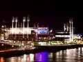 Great American Ball Park w nocy.