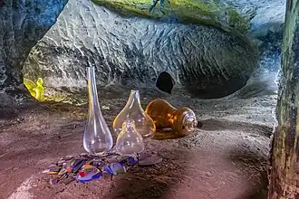 Przykład wyrobów szklanych wytwarzanych na bazie piasku kwarcowego