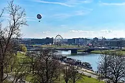 Most widziany z wawelskiego wzgórza.