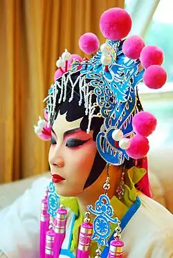 Aktorka w charakteryzacji