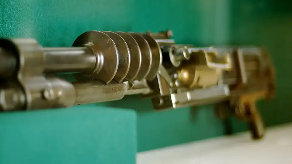 Radiator chłodzący lufę w ciężkim karabinie maszynowym Hotchkiss Mle 14