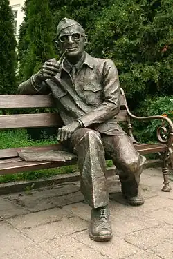 Ławeczka Stanisława Hadyny w Koszęcinie