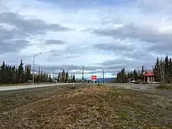 Alaska Highway w Haines Junction