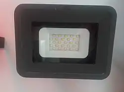 Nowoczesny halogen LED oparty na diodach SMD