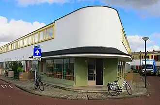 Zabytek architektury modernizmu:J.J.P. Oud, osiedle Kiefhoek w Rotterdamie (1930)