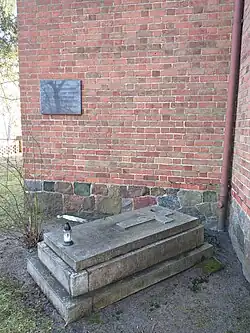 Grób fundatora, ks. Wojciecha Andersza