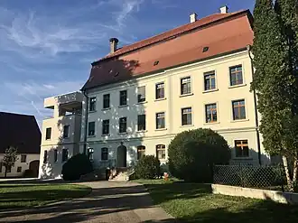 Hospicjum w dawnej plebanii