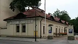 Oficyna południowa, dawna stajnia obecnie „Hotel Maltański”