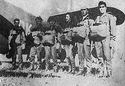 Reprezentacja Polski od lewej: Roman Lewandowski, Bolesław Gargała, Antonina Chmielarczyk, Anna Franke, Jan Cierniak, Jerzy Łobodda – IV Spadochronowe Mistrzostwa Świata Bratysława Czechosłowacja (sierpień 1958)