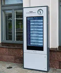 Infokiosk informacji pasażerskiej LCD TFT na stacji Radom Główny