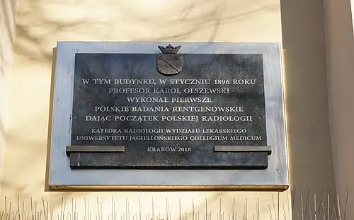 Tablica pamiątkowa Karola Olszewskiego