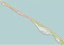 Mapa konturowa gminy Jastarnia, blisko centrum u góry znajduje się czarny trójkącik z opisem „Lubek”