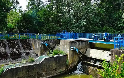 Jaz na rzece Dłubni