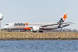 Boeing 787-8 linii Jetstar na lotnisku w Sydney
