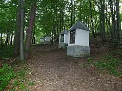 Kapliczki ze stacjami Drogi Krzyżowej