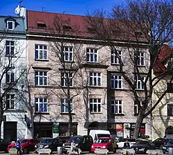 pl. Wolnica 5Kamienica (proj. Władysław Kleinberger, 1912).