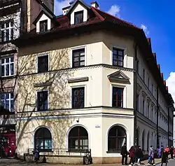 pl. Wolnica 6 (ul. Bożego Ciała 31)Kamienica.