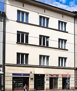 ul. Długa 44Modernistyczna kamienica (ok. 1930)