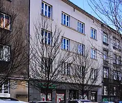 ul. Krowoderska 24.Modernistyczna kamienica