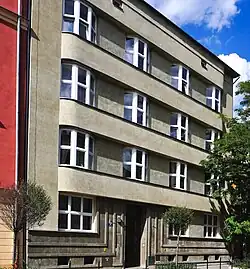 Kamienica (proj. Józef Gołąb, Eugeniusz Siwka, 1934)ul. Pędzichów 4.