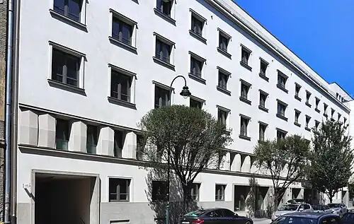 ul. Smoleńsk 33Kamienica