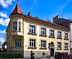 ul. Urzędnicza 13Kamienica (proj. Ludwik Daniek, 1914)