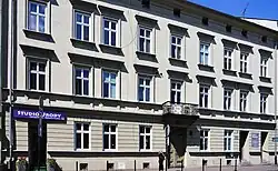 ul. Zacisze 10Zabytkowa kamienica (proj. Wiktor Miarczyński, 1881)