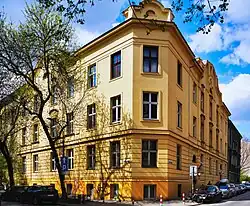 ul. Sobieskiego 10–12Kamienice (proj. Wacław Krzyżanowski i Józef Pakies, 1907)