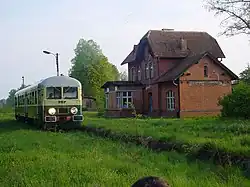 Zachowany SN61-183 na stacji Kanie Iławeckie