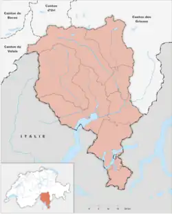 Mapa konturowa Ticino, blisko centrum po prawej na dole znajduje się punkt z opisem „Stadio Cornaredo”