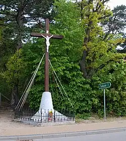 Krzyż przy zbiegu ul. Wojska Polskiego i Kopernika